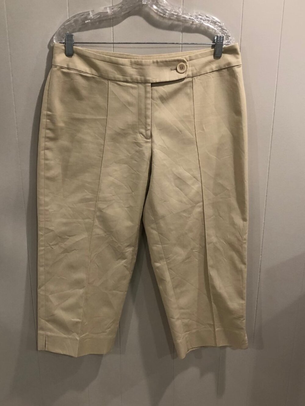 White House Black Market Light Tan Cropped Pants, Size 12